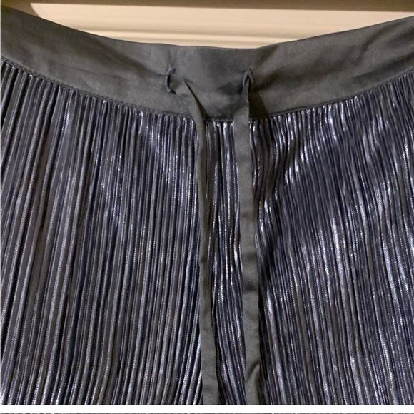 NWOT VICTORIA'S SECRET shimmer lounge shorts - Picture 2 of 5